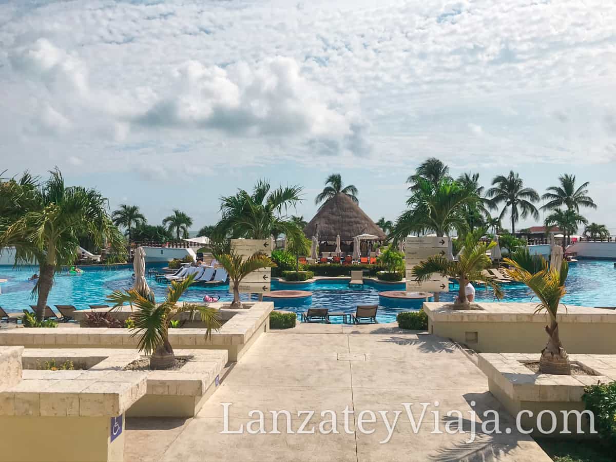 Entrada a las piscinas del Hotel Moon Palace en Cancún