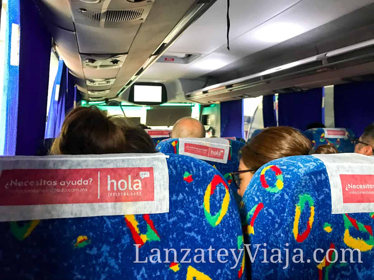 Autobus ADO en Cancun por dentro