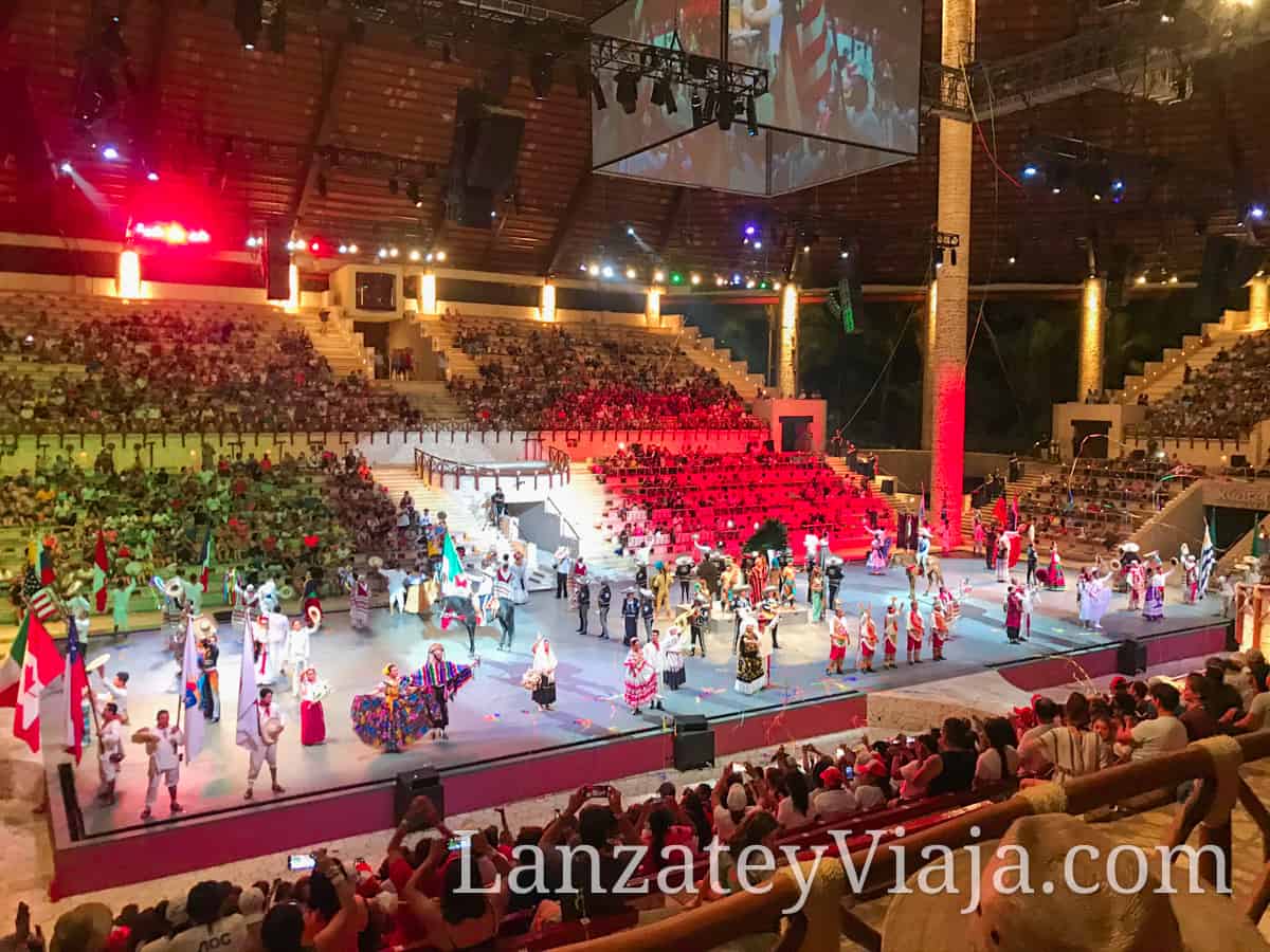 Show nocturno México Espectácular del parque Xcaret